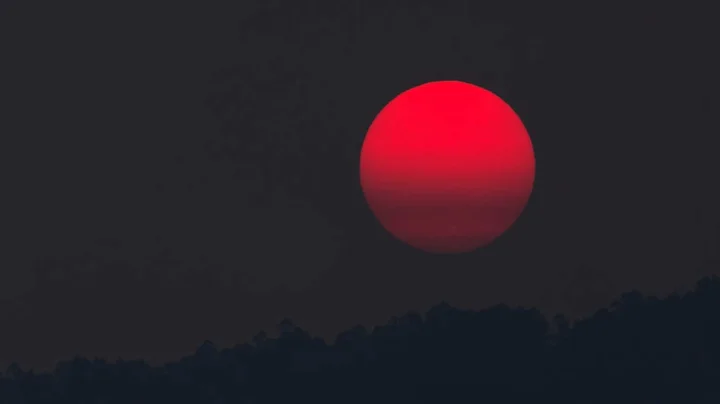 বাংলাদেশে দেখা যাবে ‘রক্তিম চাঁদ’